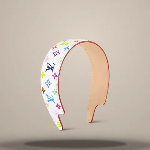 MUST IT_ LV x TM 모노그램 멀티컬러 LV 아웃라인 헤드밴드 화이트 M1921M