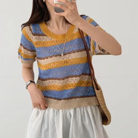 여자 단가라 펀칭 여름니트 라운드넥 티셔츠