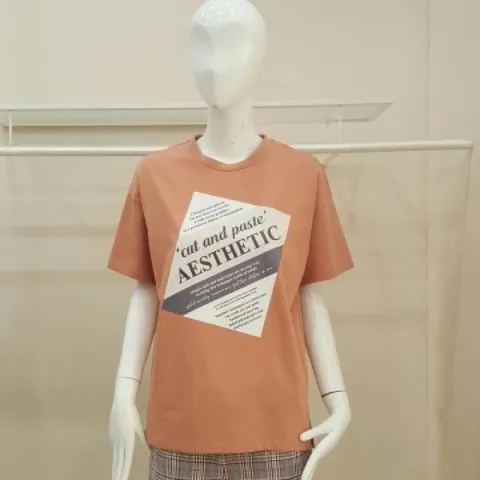 [하프클럽/JJ지고트]제이제이지고트 밑단 커팅 프린팅 티셔츠 ..