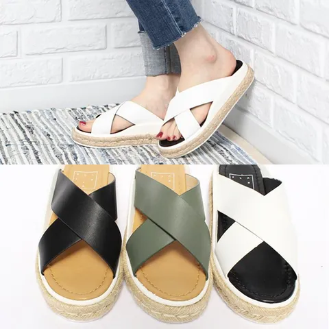 [애슬릿] 엑스 크로스 여성 통굽 뮬 슬리퍼