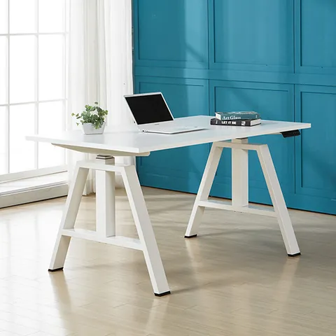 높낮이조절책상, 쿰 Edge