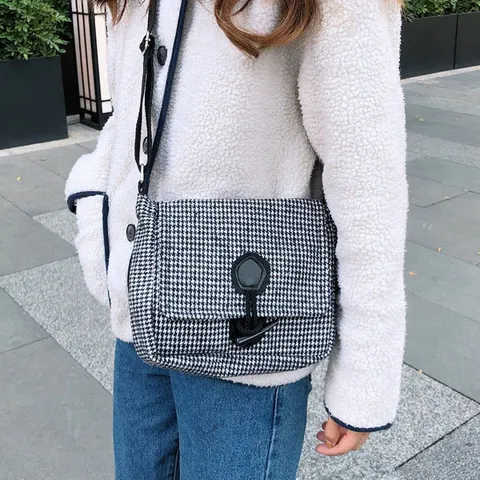 티코 체크 겨울 모직 크로스백