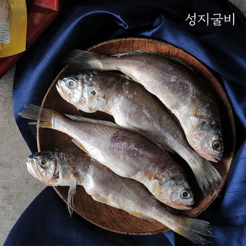 성지굴비  영광법성포 진공포장굴비20미18~19.5cm,1.4kg내외