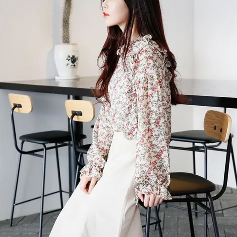 [하프클럽/니까니까]메이 프릴 플라워 블라우스