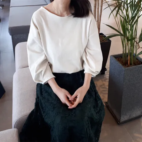 퍼프 블라우스 벌룬 소매 봄 가을 긴팔 면 니트 라운드넥 노카라 30대 40대 미시 77 88 빅사이즈 봄 가을 화이트 흰색 티 이너