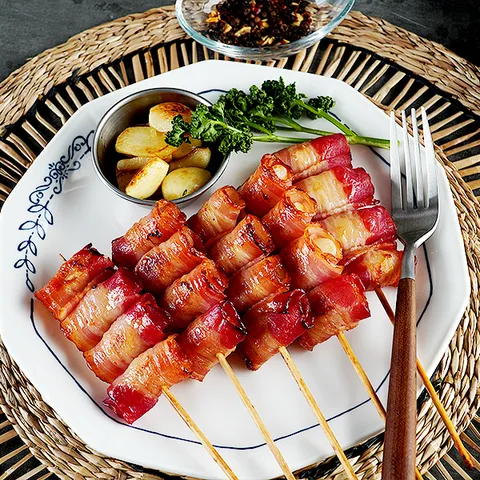 베이컨마늘말이꼬치 5꼬치+매운고추소스 120g