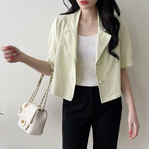 [하프클럽/옷자락]여자 봄 여름 데일리 크롭 진주 버튼 자켓