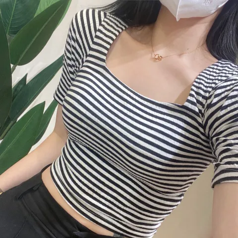[브리치] 베리블 / 스퀘어넥 단카라 크롭티2color