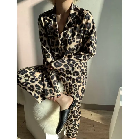 [브리치]  / 레오파드 호피 실크 홈웨어 상하의 파자마세트