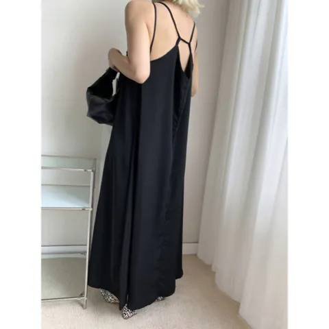 [브리치]  / 뷔스티에 어깨끈 슬립 나시 롱원피스