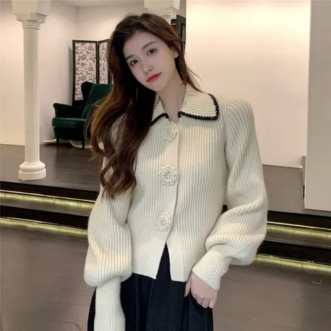 [하프클럽/디애이치]샤넨 플라워 니트 가디건