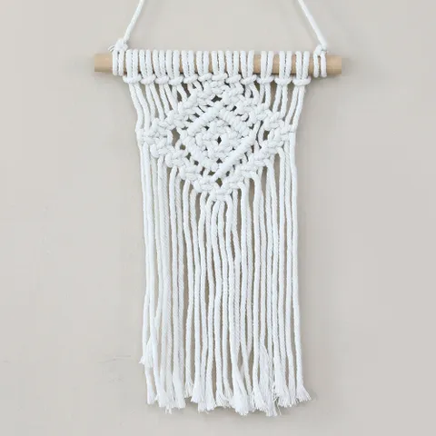 이솔홈 주디스 마크라메 월행잉