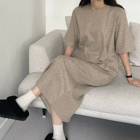 아이우먼 골지반팔티스커트셋업 YPG472M202 빅사이즈