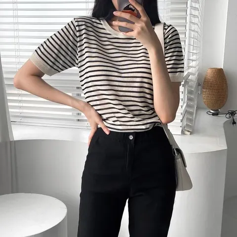 [하프클럽/코디제이]여자니트 단가라반팔니트 여름소재 스트라이프 반팔티 데일리룩 꾸안꾸