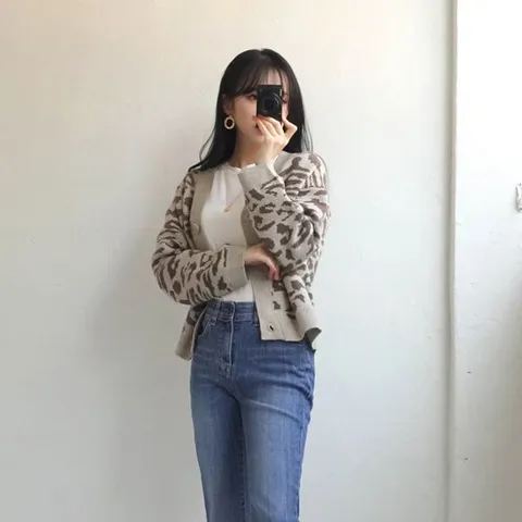 [하프클럽/모노위크]카에슨 레오파드 호피 브이넥 니트 긴팔 가디건