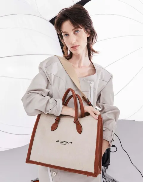 [쇼핑백증정][뉴페이퍼 리브레] 뉴페이퍼 아이보리 북토트백 JABA2E330