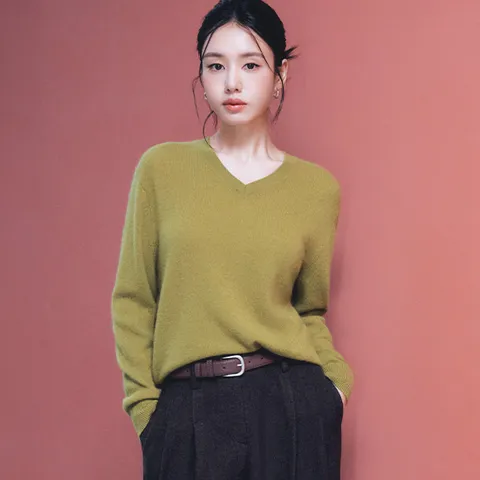 3.1셀렙샵 에디션 26FW 퓨어 캐시미어100 브이넥 니트