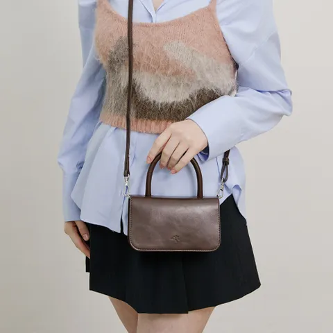 베리 탑핸들 크로스바디 아이폰 미니백 다크브라운 AP12-2431-DB