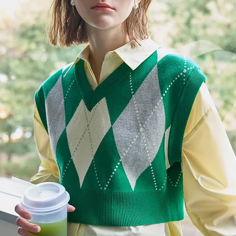 [나인] [최초가59000원] 모먼트 아가일 크롭 니트 베스트(R-VT-0228)