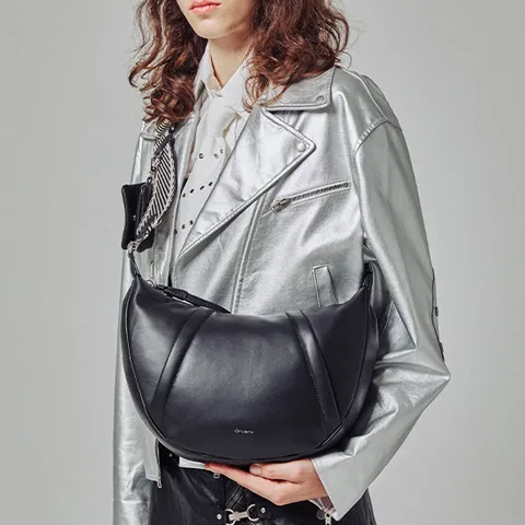 [미리주문혜택]  레더 크로와상 M OBSBCB55