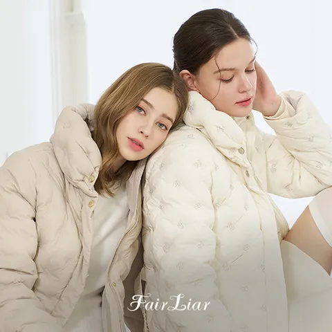 [최초가199,000원] 페어라이어 자수 퀼팅 다운 하프코트
