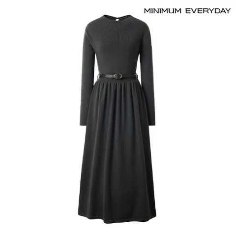 정상가119,000 | [미니멈 에브리데이]백 트임 벨티드 셔링 플레어 니트 롱 원피스 (EA4OW008D)