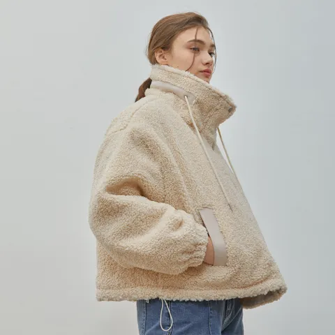 [률앤와이]HIGH NECK ECO FUR STRING COAT BEIGE