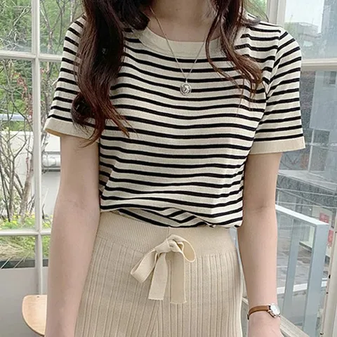 어썸풀 여성용 파인터 스트라이프 티 A25SMT032107