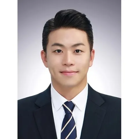 대전 사진관 일반(증명 여권 민증)기본수정/2만원/예약:2만원., 1개