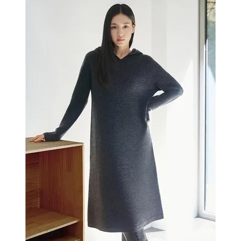 셀렙샵에디션 25FW 메리노울100 홀가먼트 후드원피스