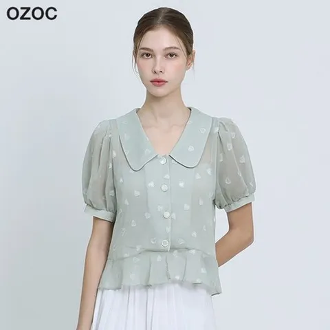 하트 자수 라운드 카라 블라우스