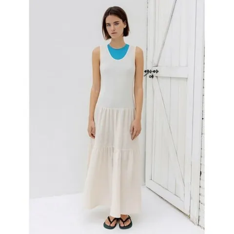 Addaboah 26SS 린넨 블렌디드 티어드 니팅 롱 원피스 82783212