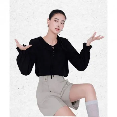 매장정품 더엣지 THEATG 클로딘 러플 블라우스 2049462192 1345698