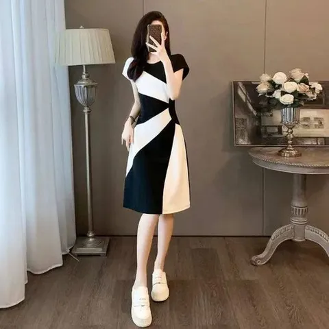 여성여름원피스데일리룩 캐주얼 패션 프렌치원피스