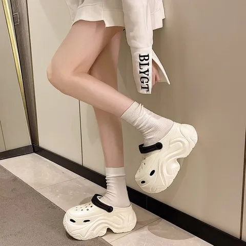 salimm 여성 eva 발편한 미끄럼방지 9cm 구멍 키높이 통굽 슬리퍼 샌들
