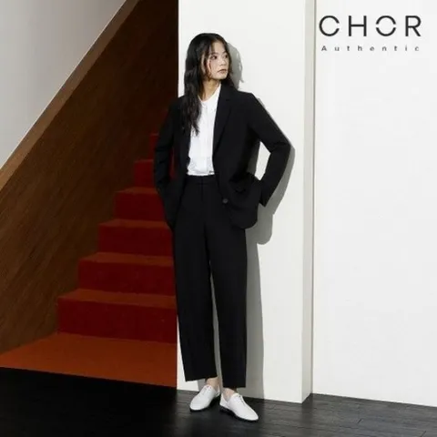 <홈쇼핑 사이즈선점필수!> 코어 어센틱 26FW 크롭 배럴 트라우저