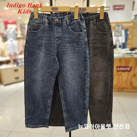 인디고뱅크키즈 [2025 겨울 신상]@@겨울철 국가 대표 청바지@@넉넉하고 여유있는 릴렉스핏@@ 아동 주니어 공용 시그니처 릴렉스 약기모 청바지 IKTJ25WG2
