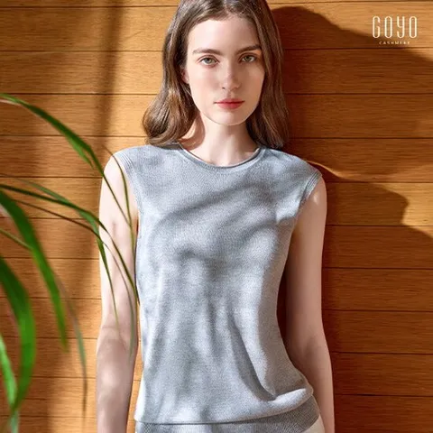 고요 실크 캐시미어 홀가먼트 슬리브리스