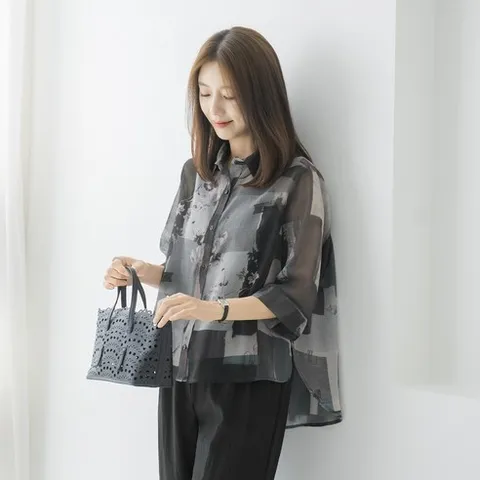 엄마옷 마담4060 [클래씨마담]루즈패턴시폰블라우스 -QBL2604081-