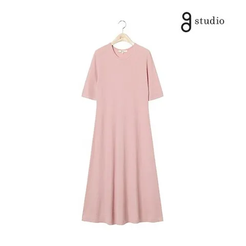 지스튜디오 25SS 썸머 홀가먼트 니트 원피스