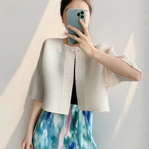 RCLET 여성 주름 숏카디건 오버핏 플리츠 반팔티 블라우스 여름 볼레로 카디건 자외선차단