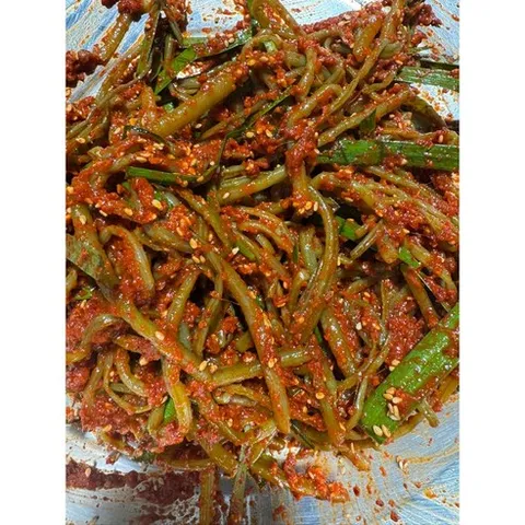 [섬결이네 농가].껍질제거 제철맞은 아삭""고구마순김치"".전라도김치 직접 재배한 농사꾼.1kg 2kg 3kg 4kg 5kg, 1개, 1kg