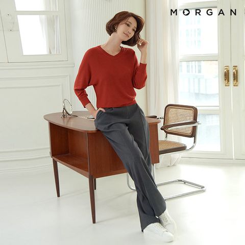 [고준희X모르간] 와이드핏으로 더욱 스타일리쉬한 턱 팬츠 2종 [22FW 최신상] MORGAN 와이드 턱 팬츠 2종