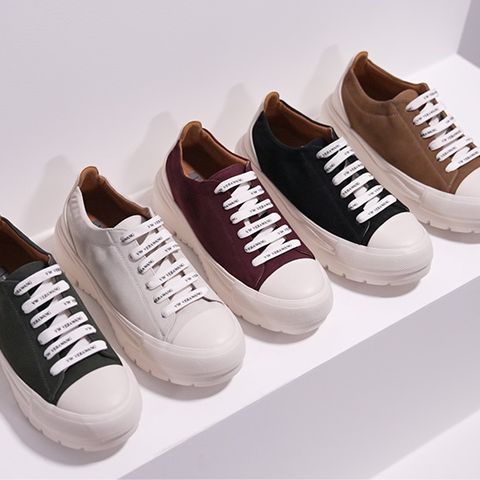 VW베라왕 고트누벅 슈퍼라이트 스니커즈 V2