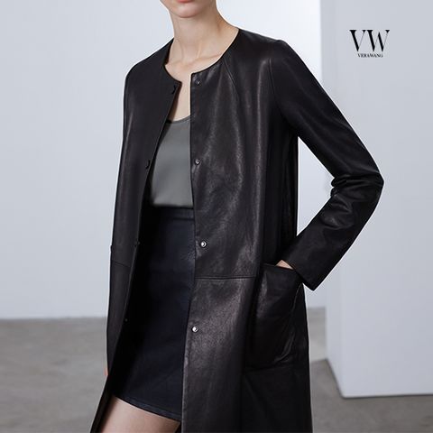 23FW 배지터블 램스킨 롱코트