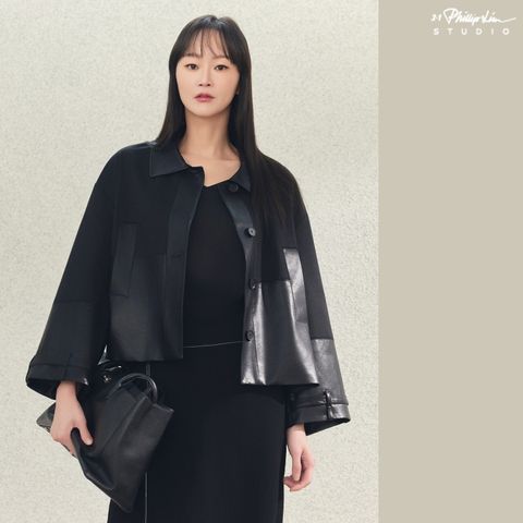 25SS 시그니처 Faux 레더 패치 자켓