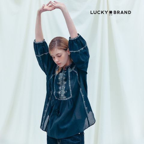 럭키브랜드 25SS 보호시크 테슬 블라우스 1종