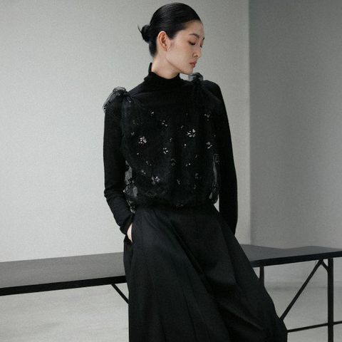 르네크루 25FW 시퀸 뷔스티에