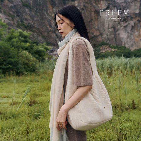 에르헴 25FW 소모사 화이트 캐시미어 100 빅 숄 1종