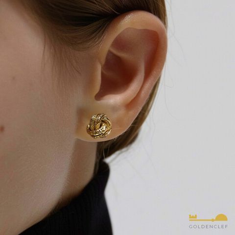 {골든클레프} 18K 러브노트 귀걸이